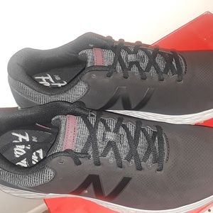 Mens New Balance Sneaker NWOT